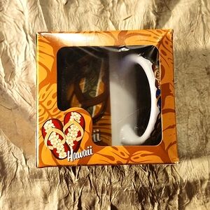 NWOT Hawaii Mugs Set of 2